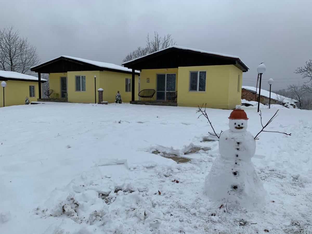 Daskalov Bungalows Chervena Lokva Esterno foto
