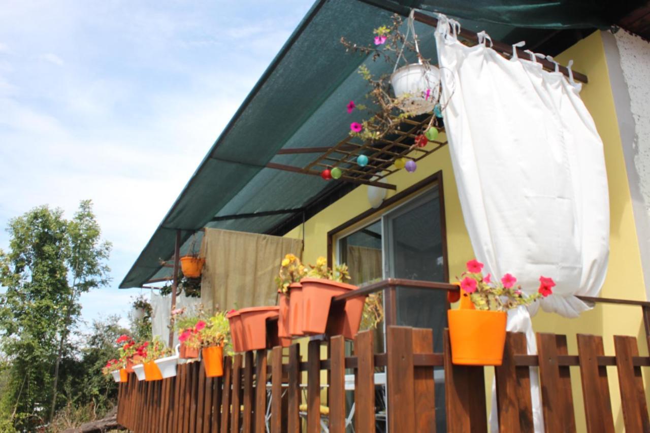 Daskalov Bungalows Chervena Lokva Esterno foto