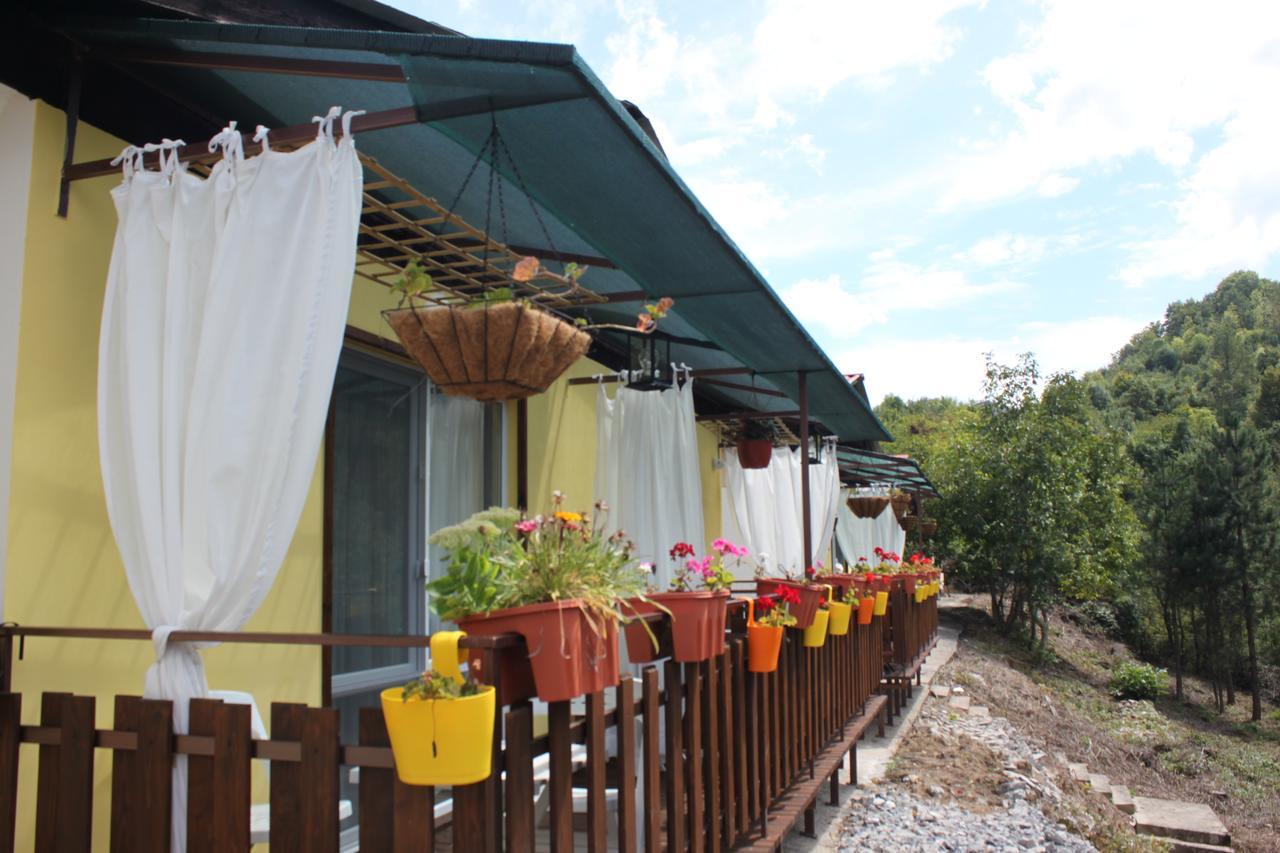 Daskalov Bungalows Chervena Lokva Esterno foto