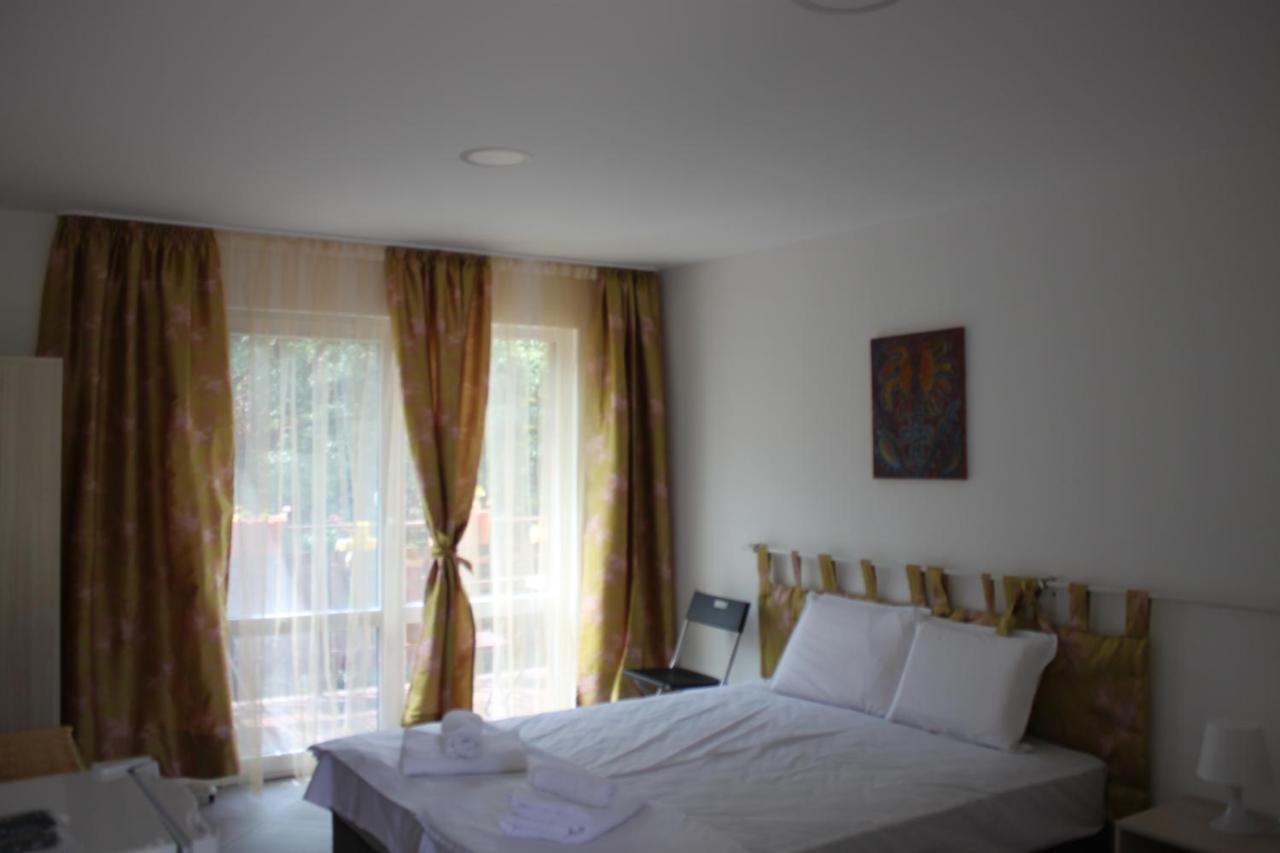 Daskalov Bungalows Chervena Lokva Esterno foto