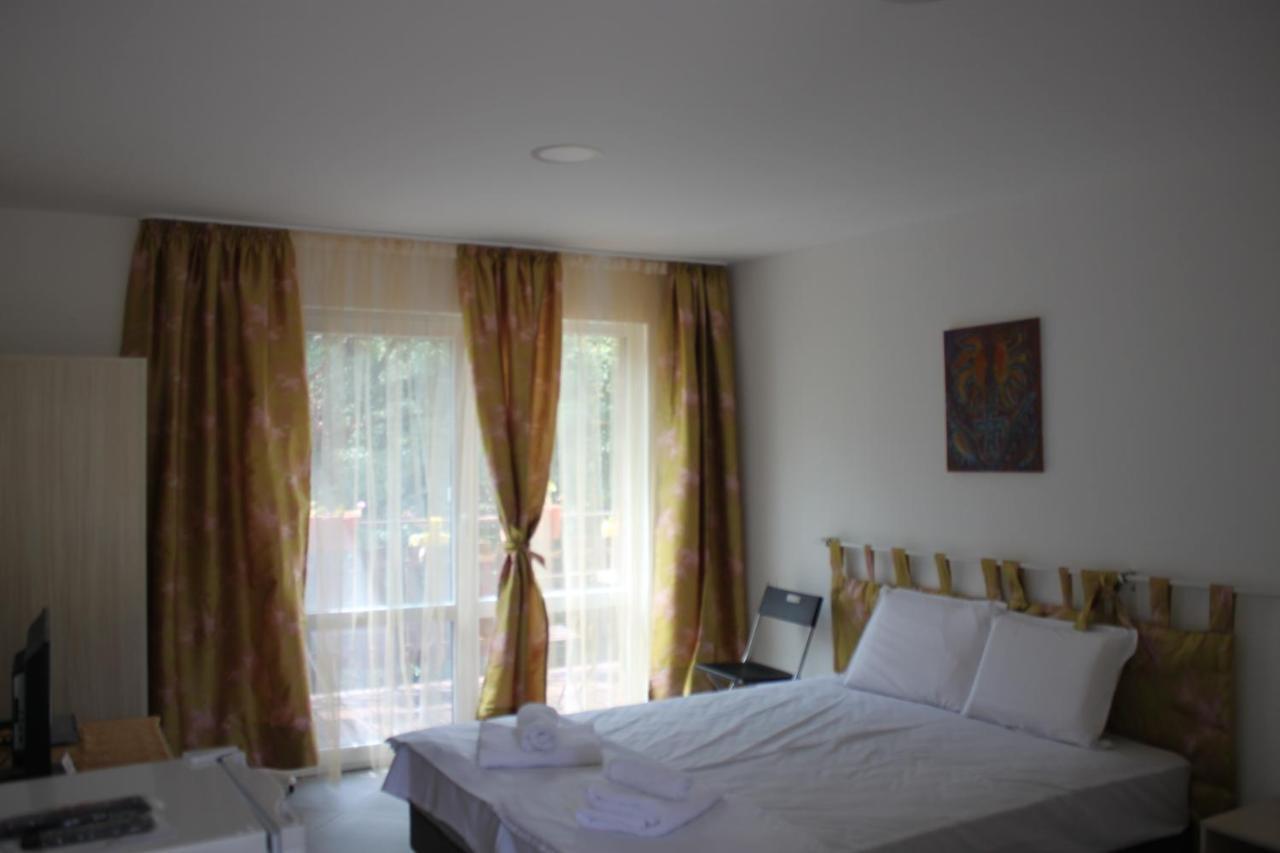 Daskalov Bungalows Chervena Lokva Esterno foto