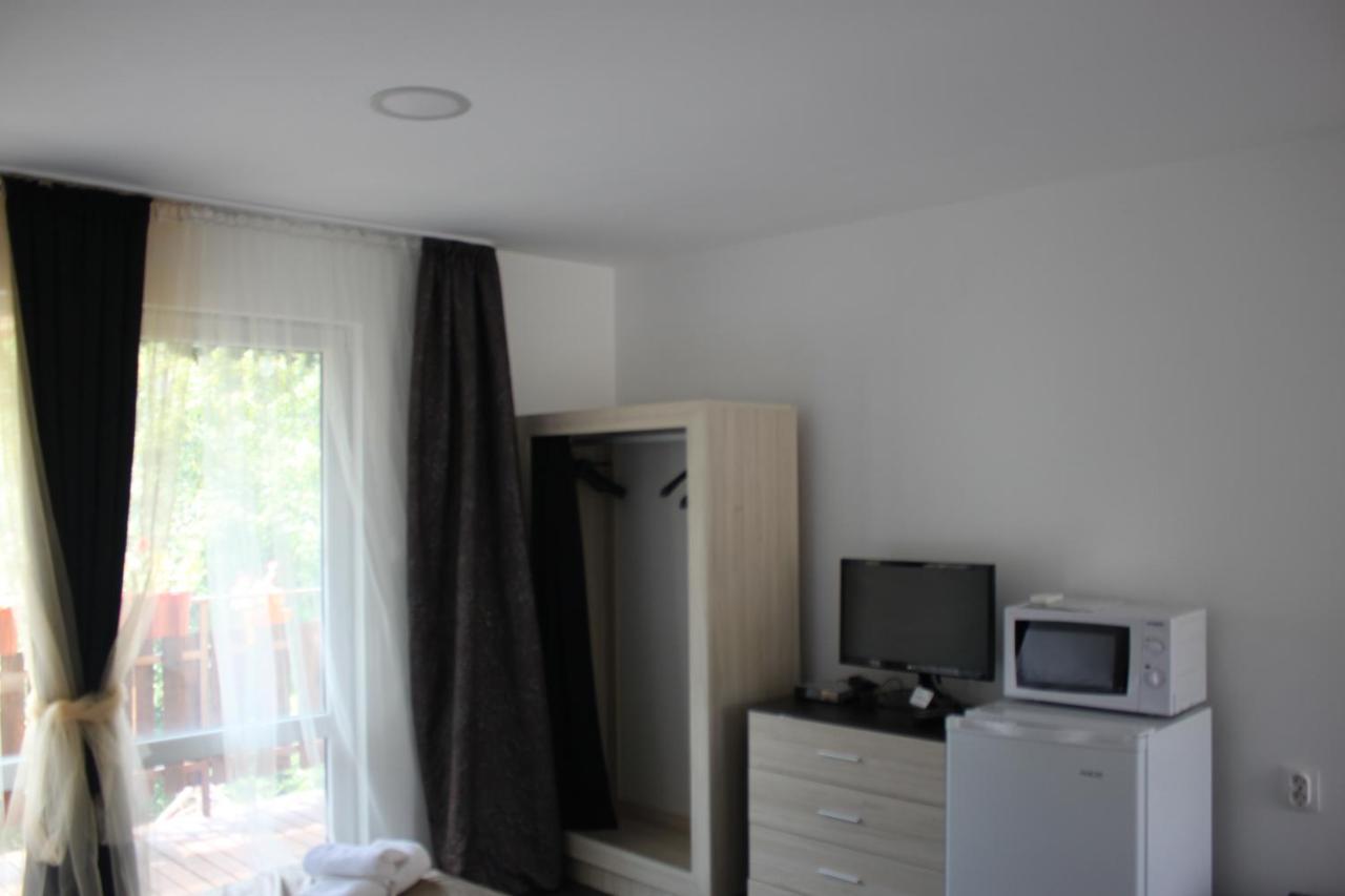 Daskalov Bungalows Chervena Lokva Esterno foto